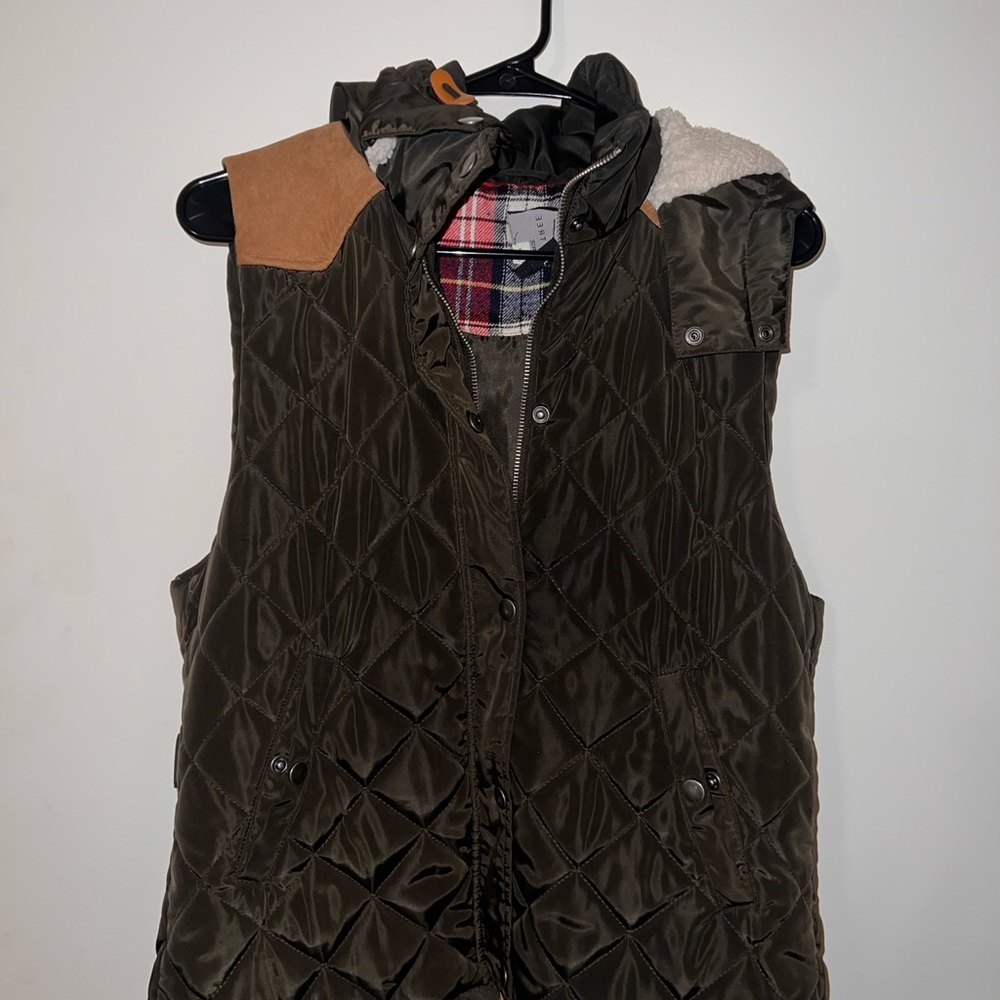 Olive Quilted Women's Vest